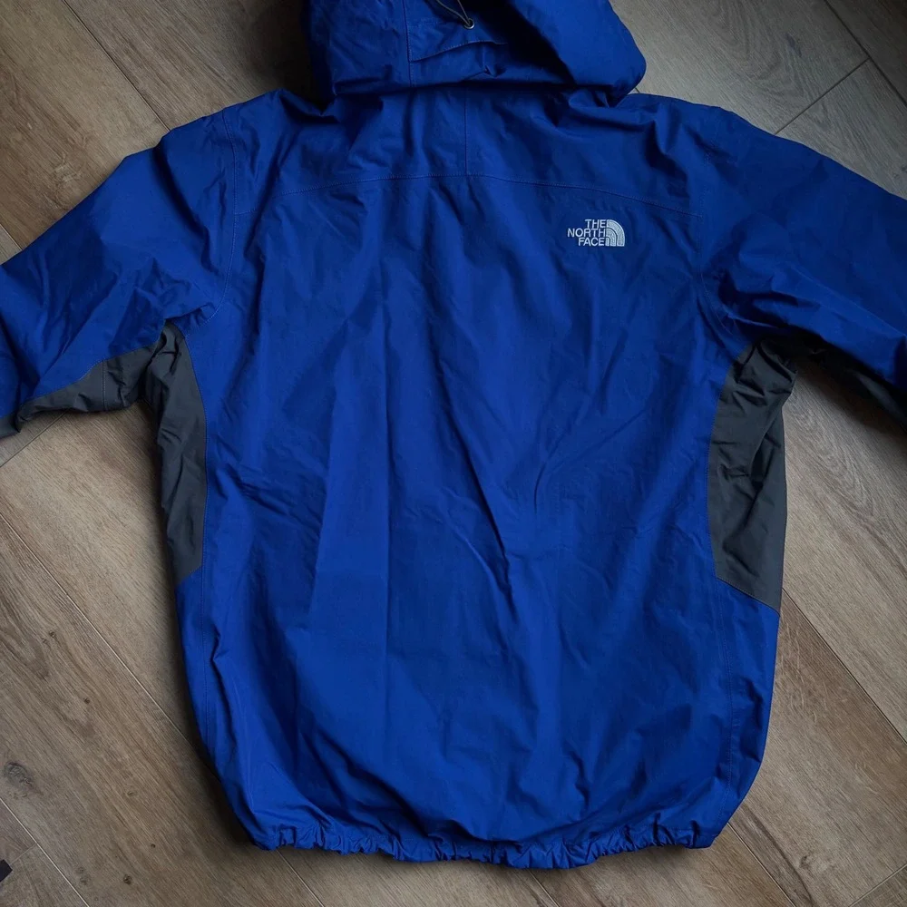 The North Face Men's XL HyVent Jacket Blue Gray Hooded Rain Shell Gorpcore